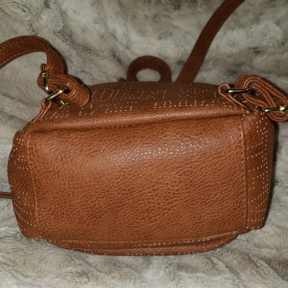 Steve Madden mini Backpack - Picture 8 of 8